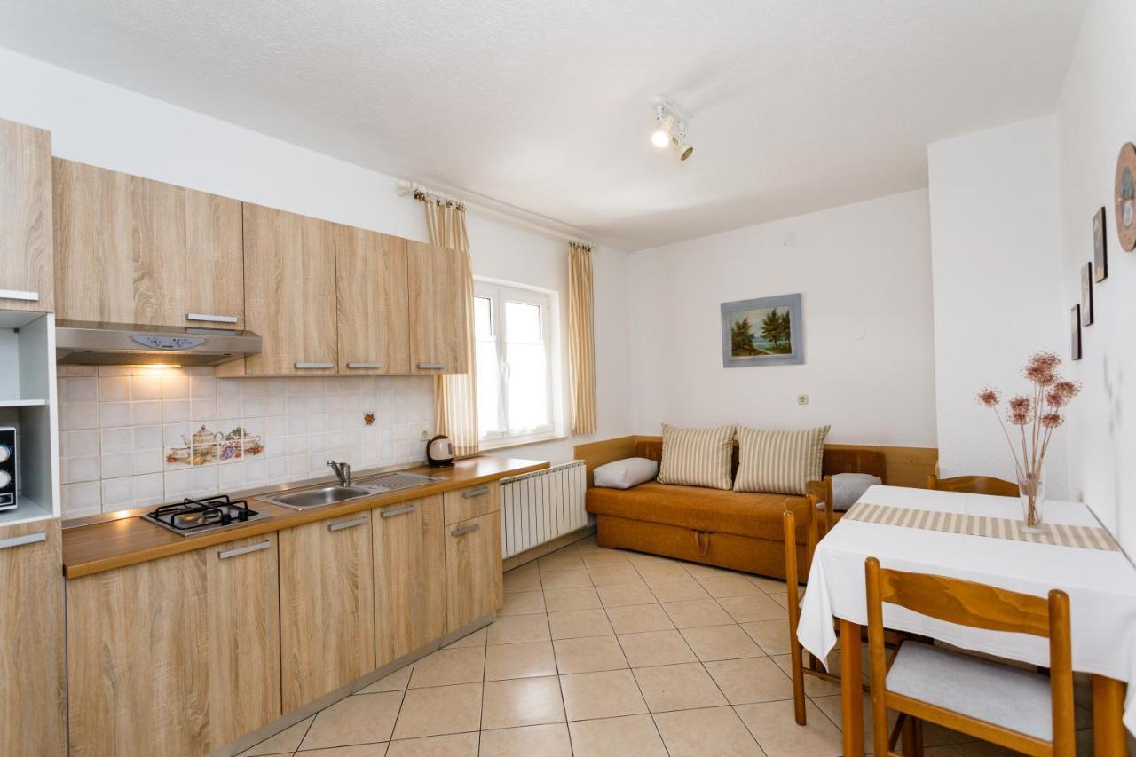 Lovely Sea View House In Malinska Island Krk Esterno foto